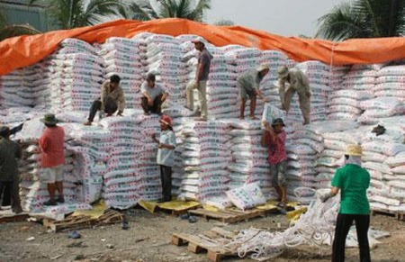 Thị trường phân bón ít biến động