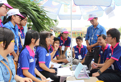 Nhiệt tình tiếp sức mùa thi