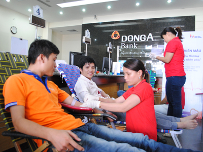Vận động hiến 60 đơn vị máu