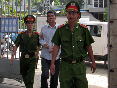 Xét xử vụ đặt mìn kích nổ tại nhà Giám đốc Công an tỉnh Khánh Hòa