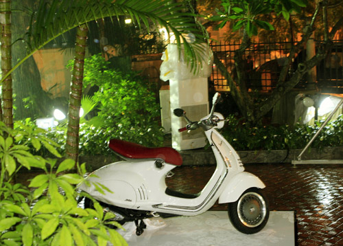 Giá bán của Vespa 946 tại Ấn Độ có thể chỉ bằng 1/5 tại Việt Nam.
