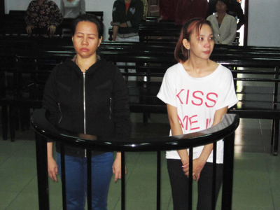 Mẹ chồng rủ nàng dâu đi bán ma túy