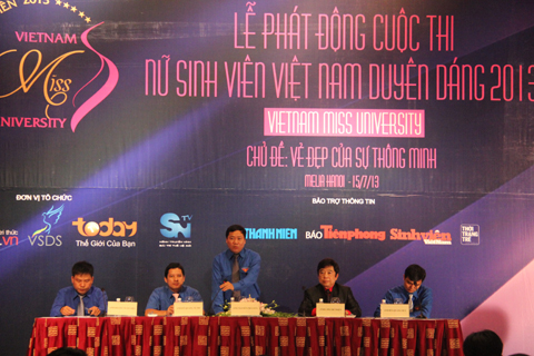 Phát động cuộc thi “Nữ sinh Việt Nam duyên dáng 2013”