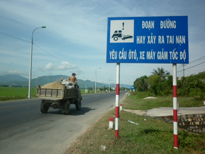 Xe lưu thông không đảm bảo an toàn giao thông