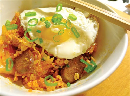 Món ăn: Cơm chiên kim chi ngon khó cưỡng