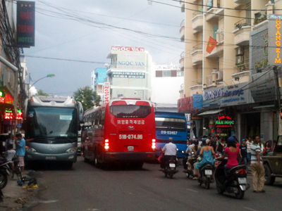 Cần khắc phục ách tắc giao thông trên đường Phan Bội Châu, Nha Trang