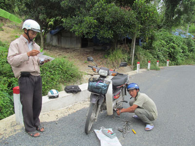 “Cứu” xe trên mọi nẻo đường