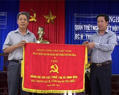 Quán triệt Nghị quyết Trung ương 7 cho cán bộ chủ chốt