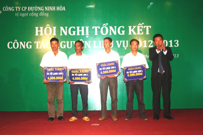 Thu mua hơn 625.000 tấn mía nguyên liệu niên vụ 2012 - 2013