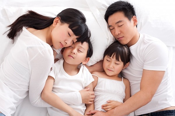 Sai lầm của cha mẹ khi cho bé ngủ