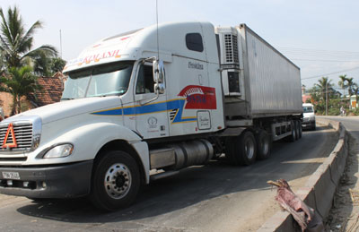 Từ ngày 1-10 cấp phù hiệu cho xe container