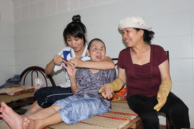 Thầm lặng “thắp lửa” yêu thương!