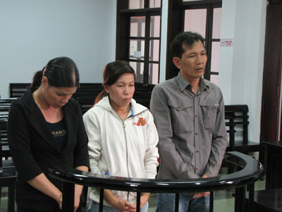 Hành nghề mát-xa để trộm cắp