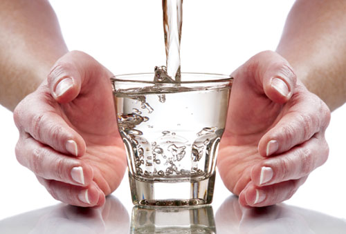 Nước... chỉ nên dùng đủ để tốt cho sức khỏe.