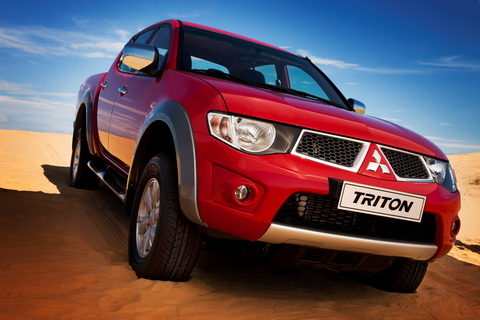 Hơn 700 chiếc Triton và gần 1.300 chiếc Pajero Sport thuộc diện triệu hồi