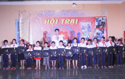 Hội trại “Kết nối vòng tay nhân ái”