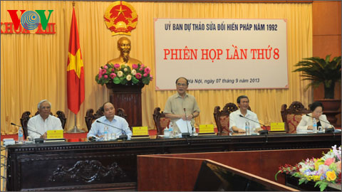 Phiên họp toàn thể lần 8 Ủy ban Dự thảo sửa đổi Hiến pháp