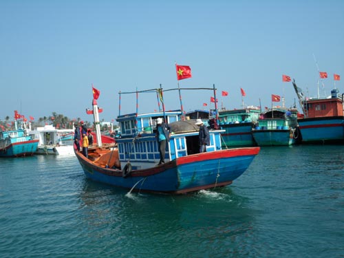 Chương trình “Kết nối biển Đông” ủng hộ ngư dân