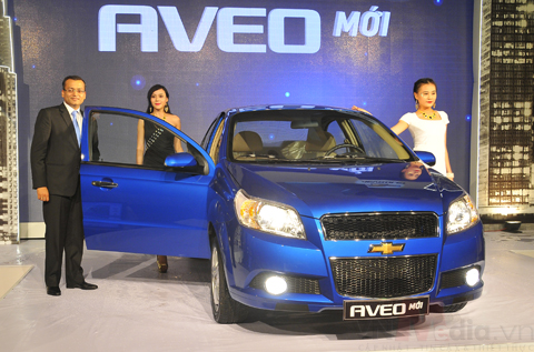 Aveo 2013 giá rẻ bất ngờ