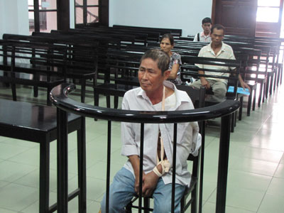 Vào tù vì mua bán ma túy trái phép