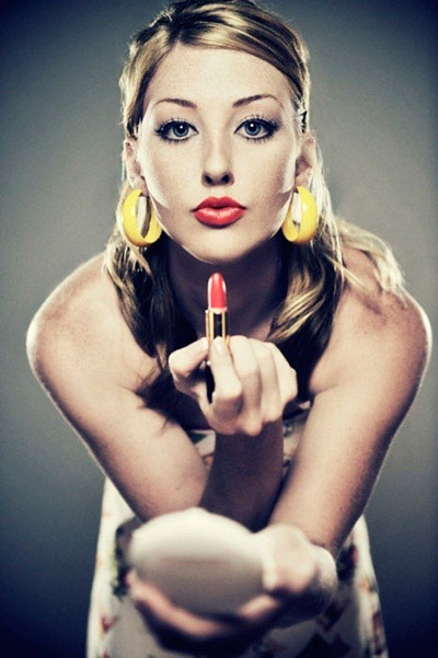 Bí quyết giữ son môi bền màu