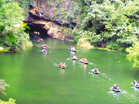 Vận động đề cử Tràng An là di sản thiên nhiên thế giới