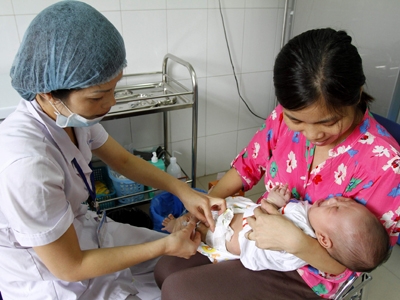 Vắc xin Quinvaxem sẽ được tiêm đồng loạt trở lại bắt đầu từ tháng 10