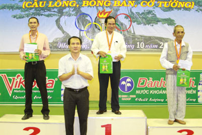 Trao 25 bộ huy chương cho các vận động viên