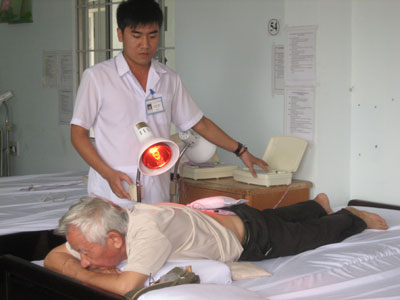 Phát triển y học cổ truyền: Còn nhiều khó khăn