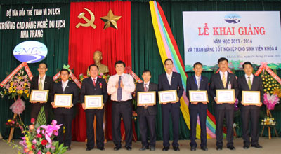 Trường Cao đẳng nghề Du lịch Nha Trang khai giảng năm học mới