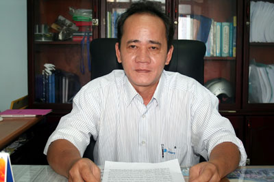 Ông Trương Thuần Phú, Trưởng phòng Kinh doanh Viễn thông Khánh Hòa.