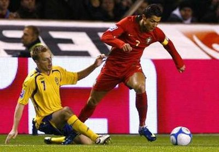 Bồ Đào Nha gặp Thụy Điển ở trận tranh vé vớt dự VCK World Cup 2014