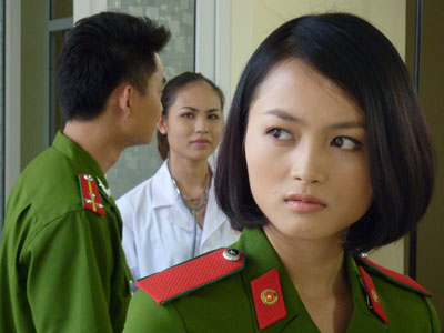 "Chạm tay vào nỗi nhớ" - bài học sâu sắc cho giới trẻ