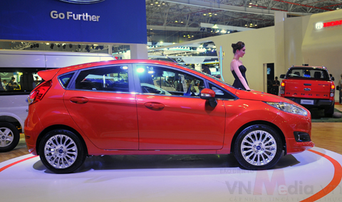 Xe nhỏ siêu khỏe của Ford ra mắt tại Việt Nam