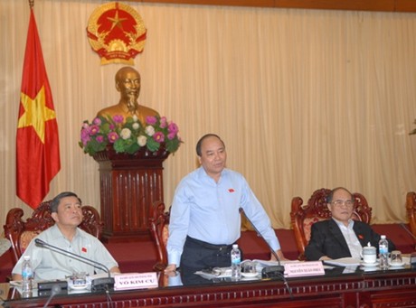 Phó Thủ tướng Nguyễn Xuân Phúc, đại biểu Quốc hội tỉnh Quảng Nam. Ảnh VGP/Lê Sơn