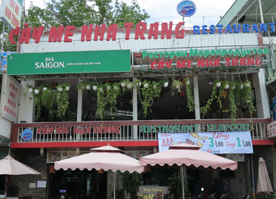 Ẩm thực biển hấp dẫn tại Nhà hàng Cây Me Nha Trang