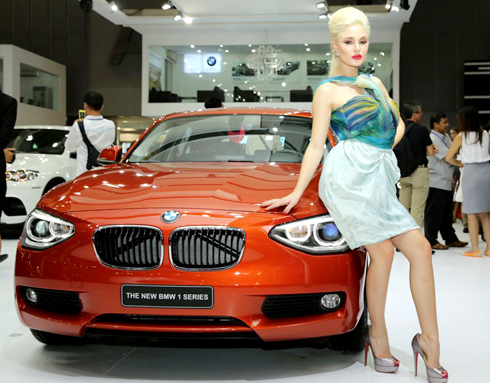 BMW 116i cỡ nhỏ.