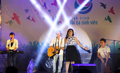 Hành trình bài ca sinh viên