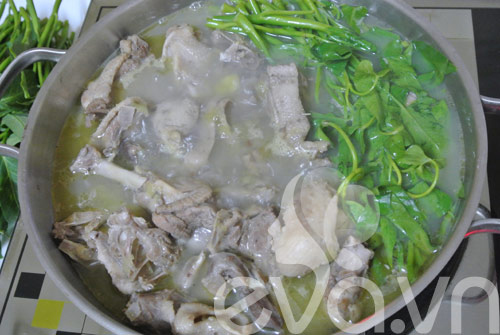 Lẩu vịt om dọc