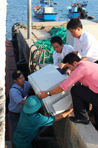 “Văn phòng xã” di động ở Bình Hưng