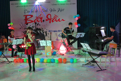 Đêm nhạc blue tại Trường Cao đẳng Sư phạm Trung ương Nha Trang