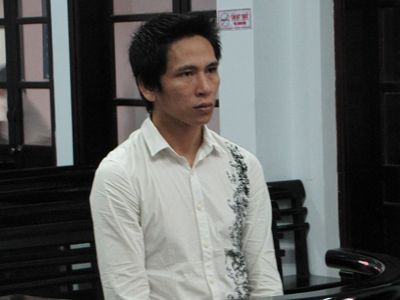 Thèm ma túy, đi trộm chim chào mào