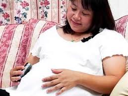 Phụ nữ béo phì dễ sinh con thiếu sắt