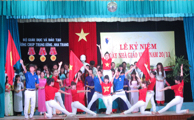 Trường Cao đẳng Sư phạm Trung Ương Nha Trang kỷ niệm ngày Nhà giáo Việt Nam