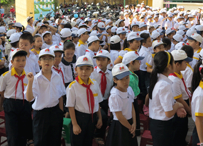 Tổ chức vòng thi Olympic tiếng Anh cấp trường