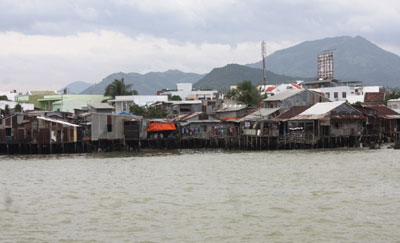 Mong manh... nhà chồ