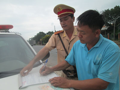 Xử lý quyết liệt xe vi phạm tốc độ