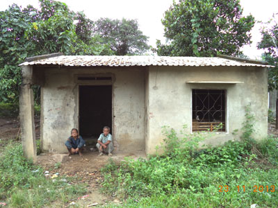 Nhà định canh định cư xuống cấp