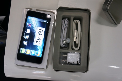 Q-mobile ra mắt dòng sản phẩm với tên gọi Dream