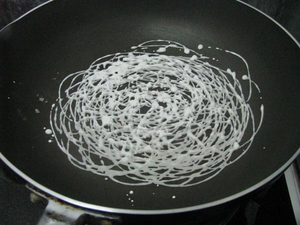 Nem cuốn lưới giòn tan, lạ miệng